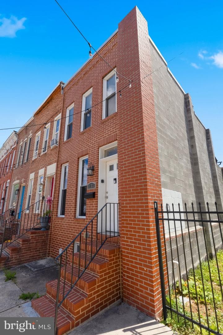 1133 Nanticoke Street photo 4