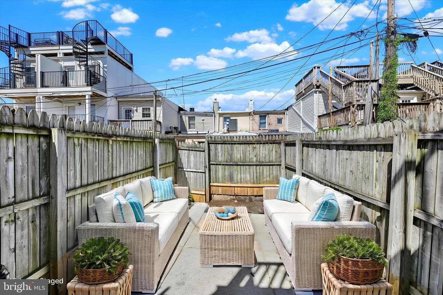 1610 Marshall Street photo 18
