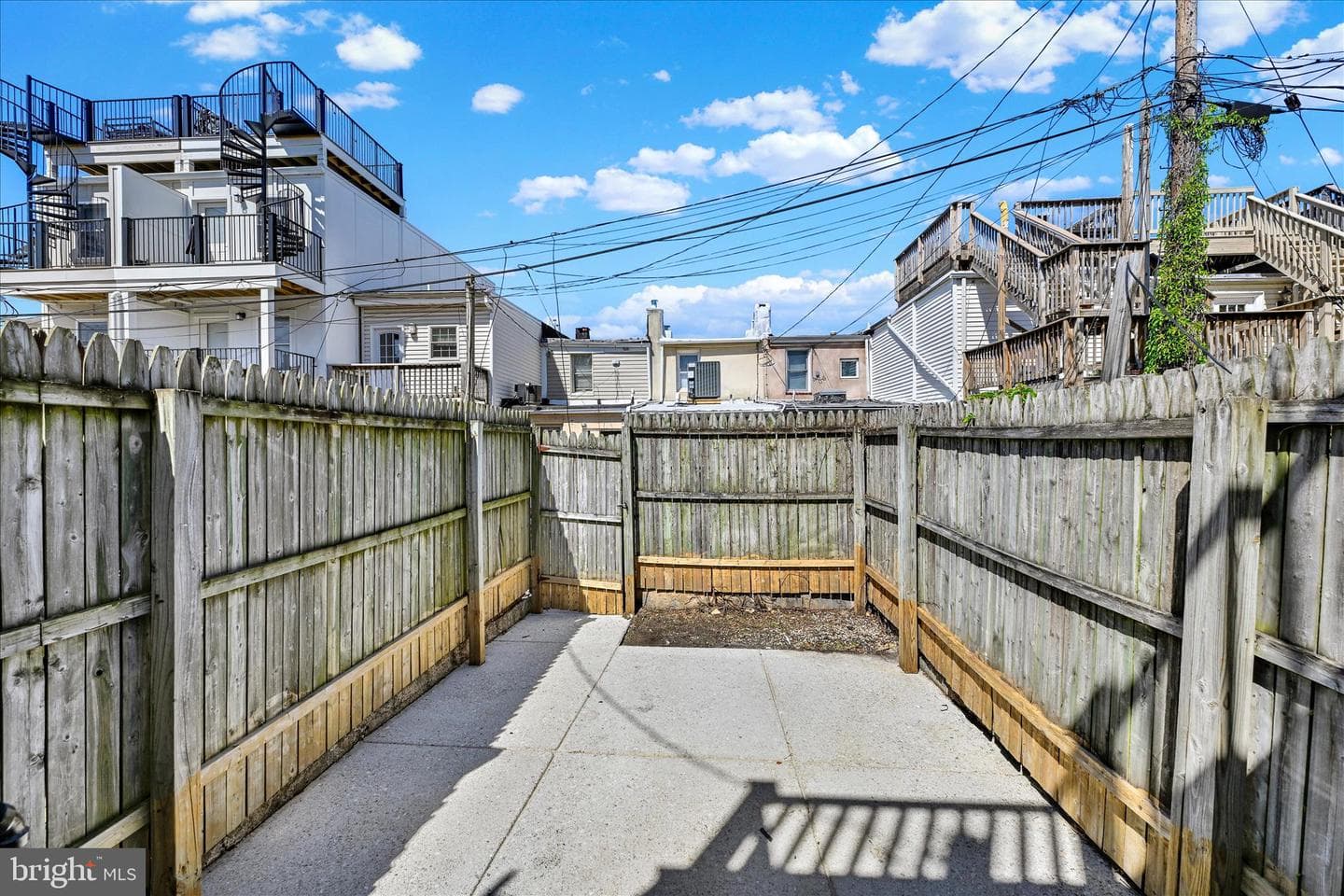 1610 Marshall Street photo 20