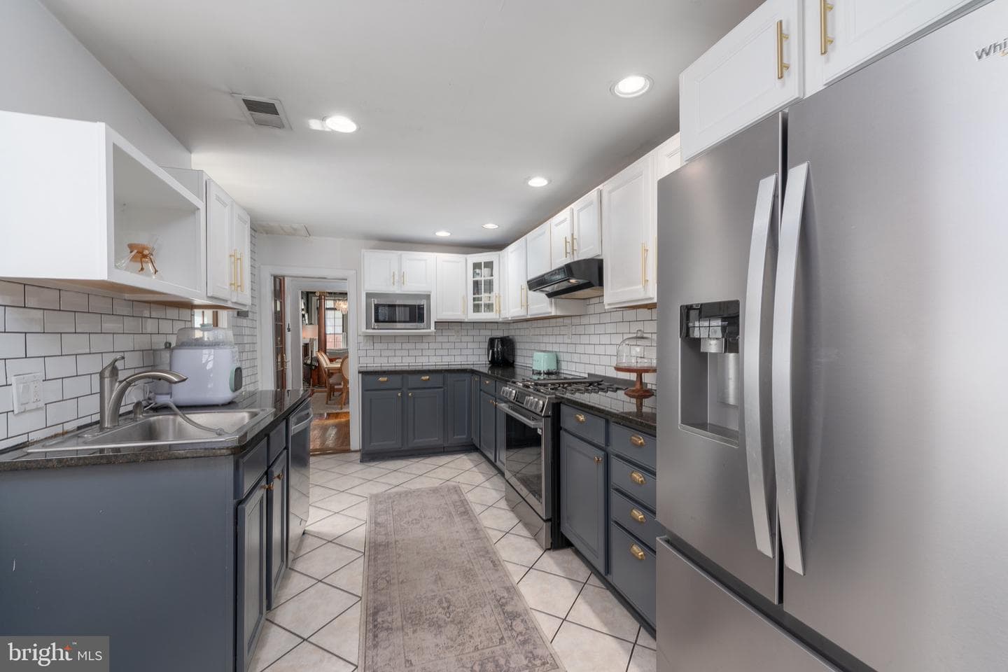 521 S Ann Street photo 10