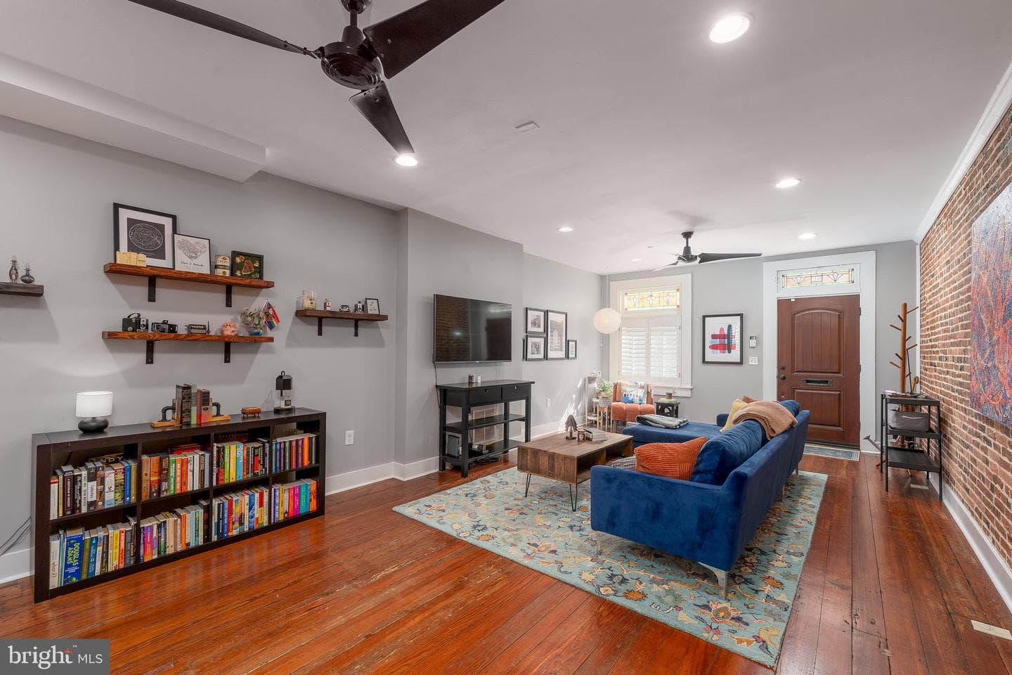 218 S Ann Street photo 4