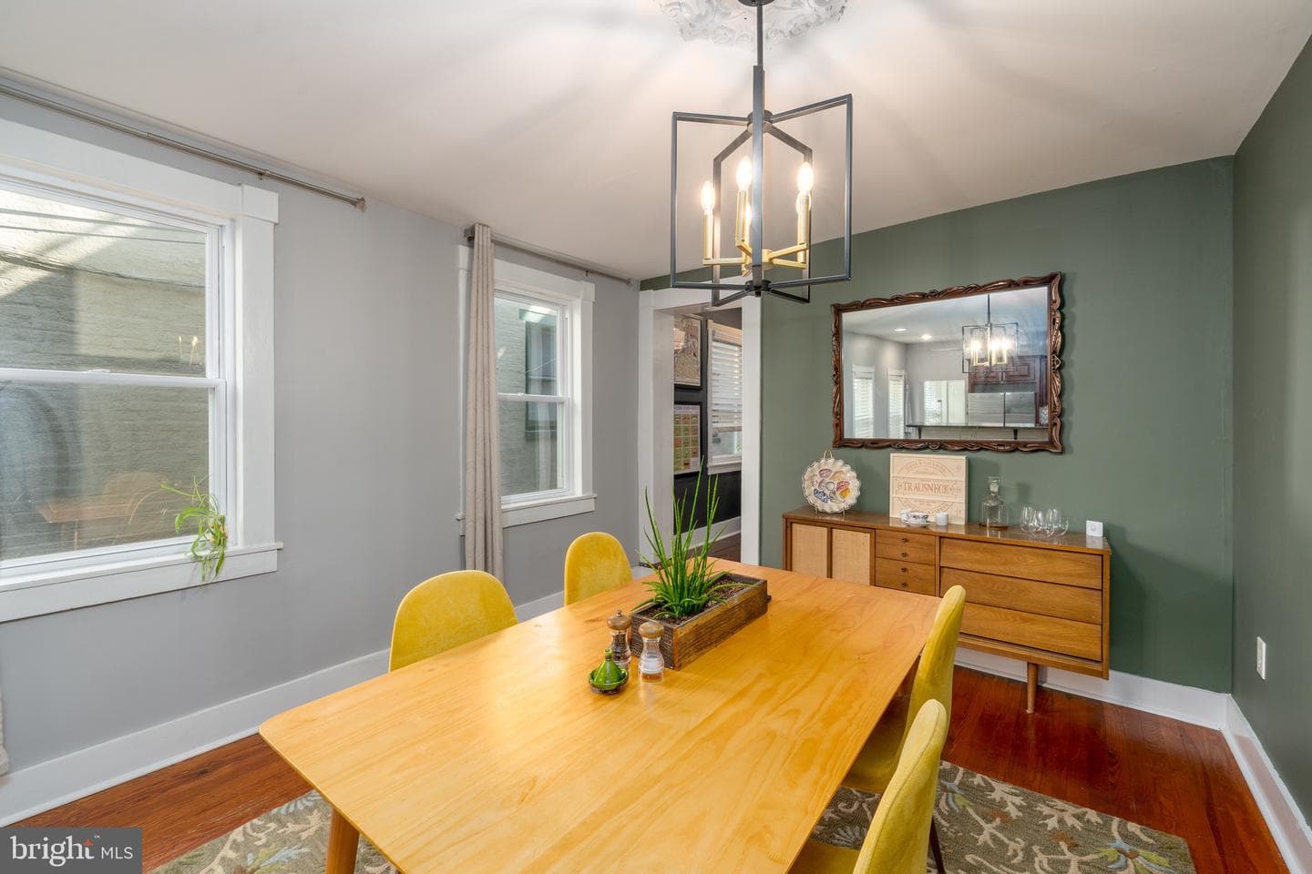 218 S Ann Street photo 8