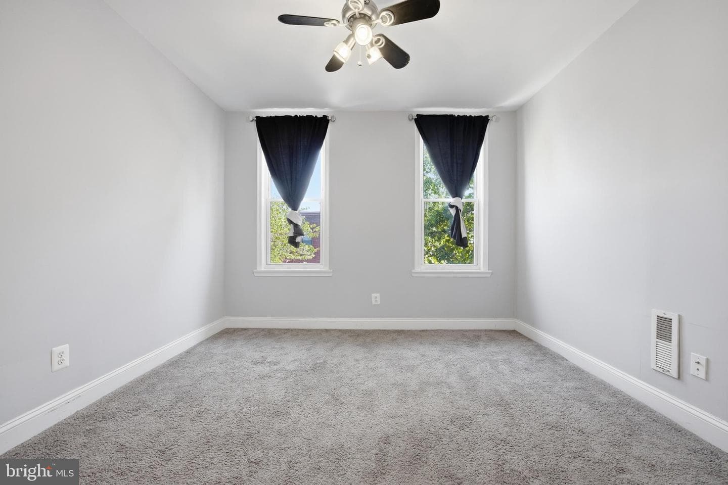 122 Ellwood Avenue photo 14