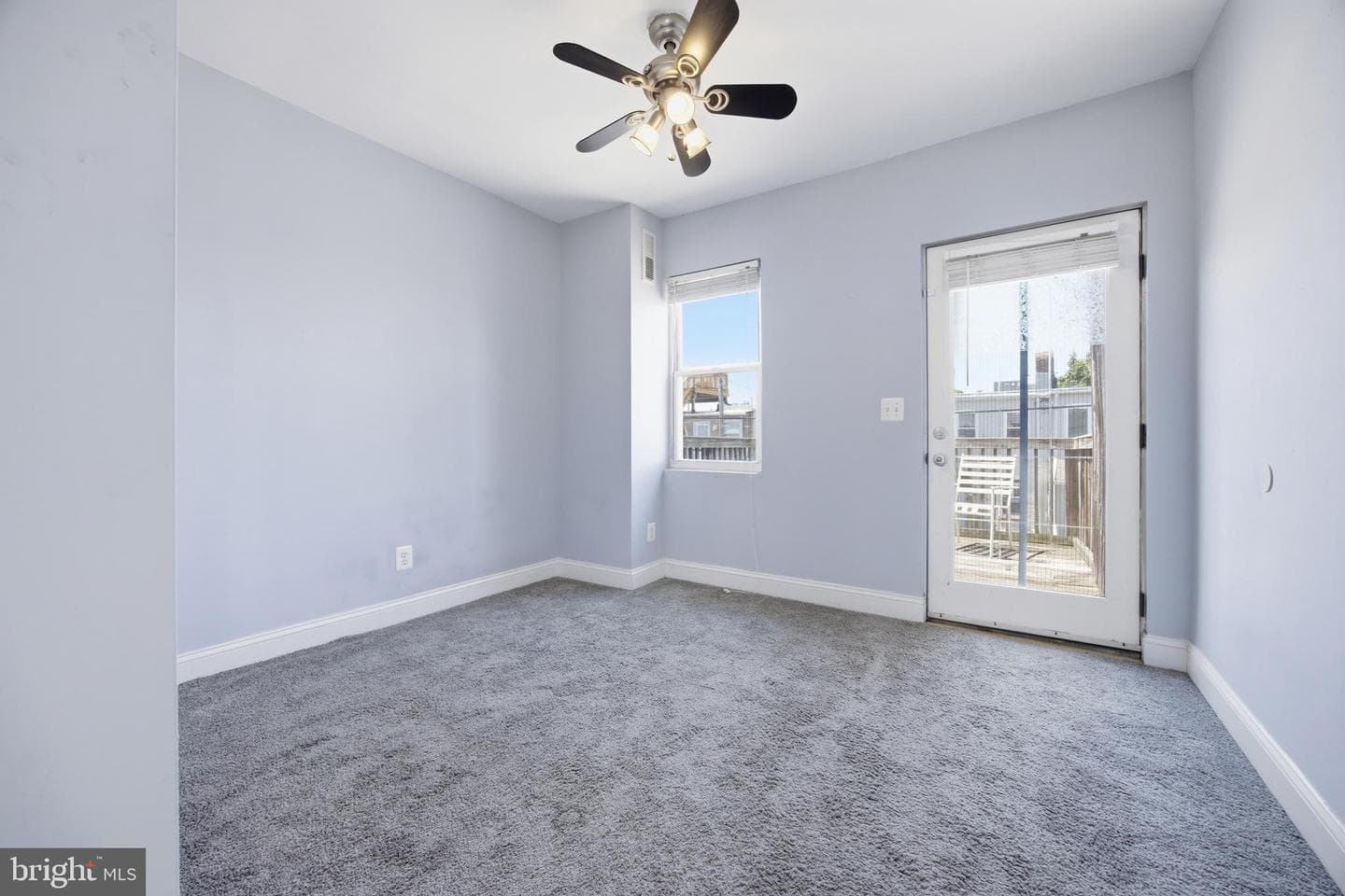 122 Ellwood Avenue photo 17