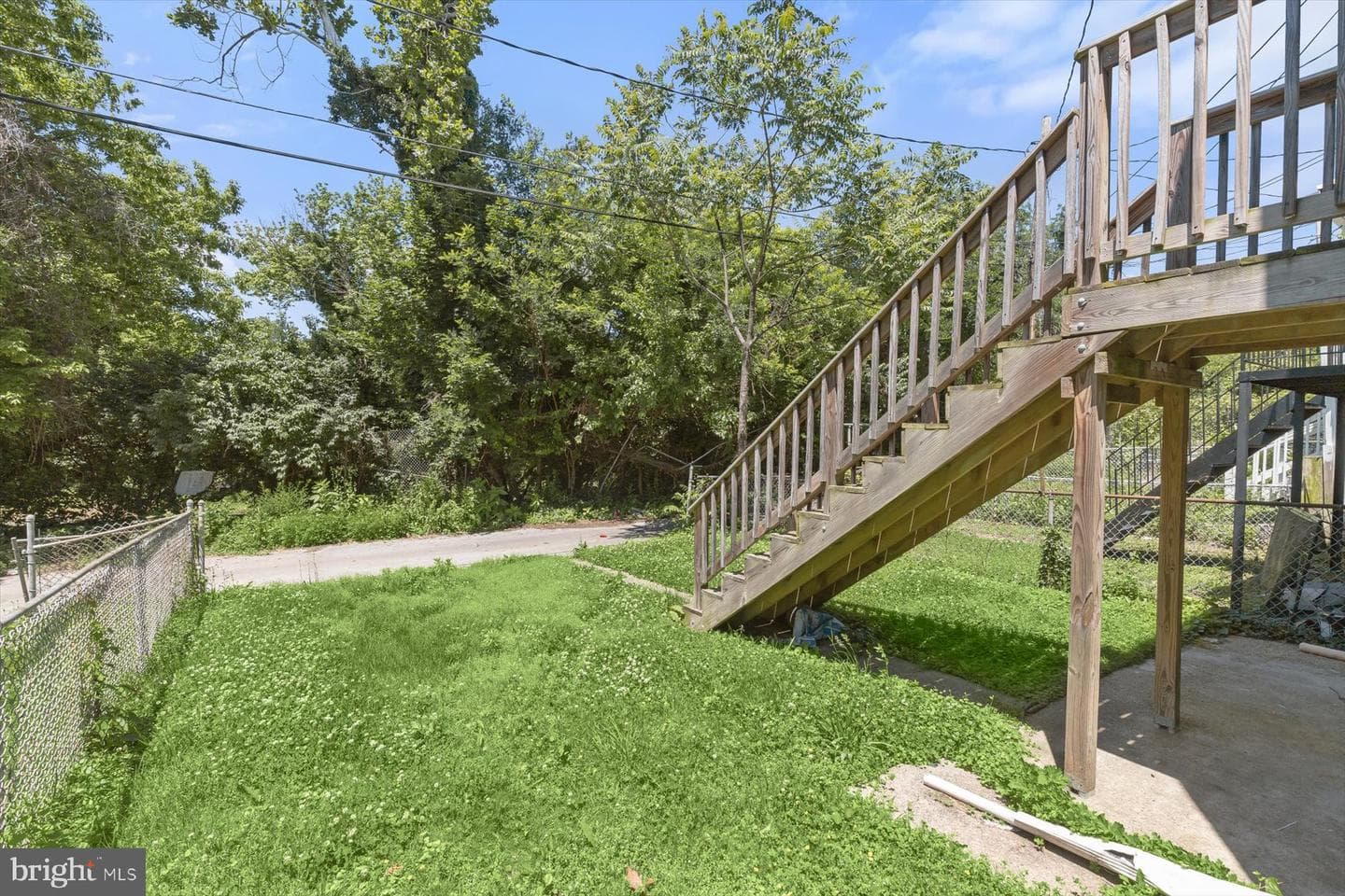 1044 Ellicott Driveway photo 21
