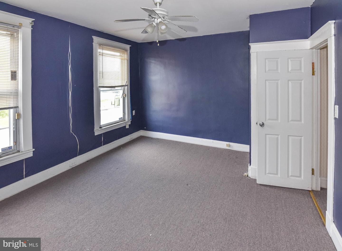 2431 E Oliver Street photo 23