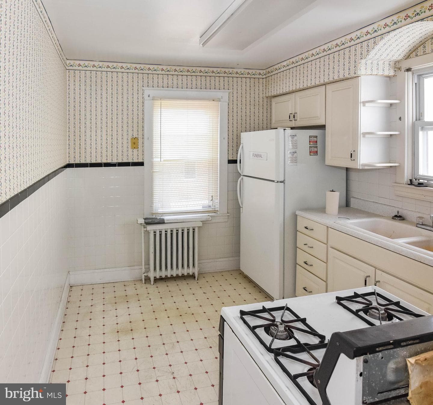 2431 E Oliver Street photo 30