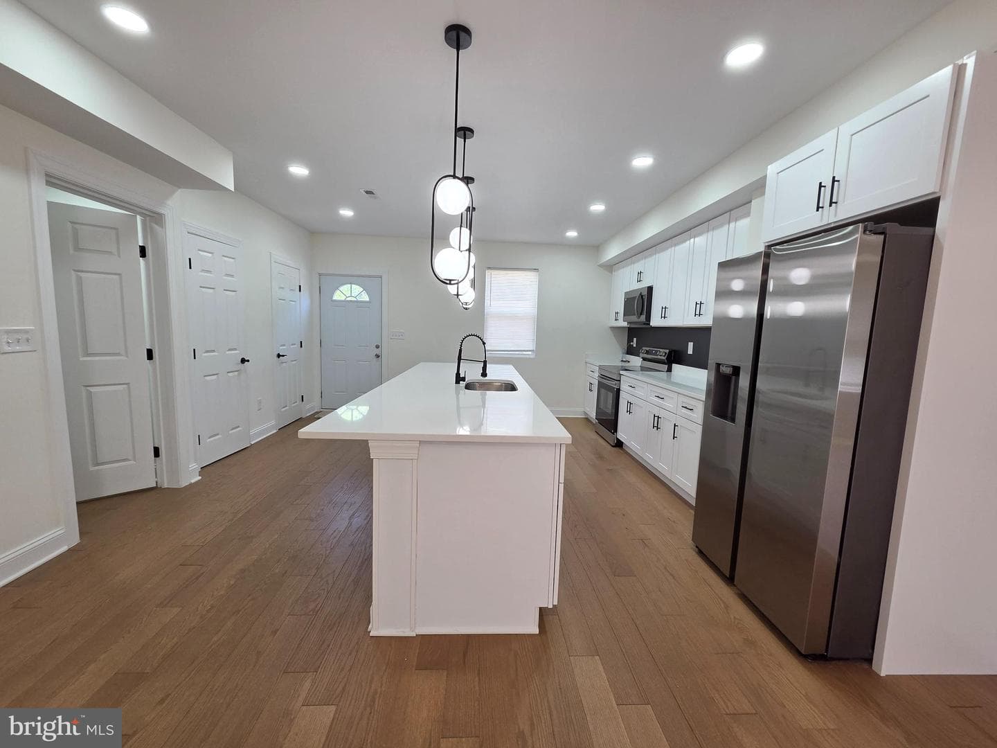 4911 Cordelia Avenue photo 4