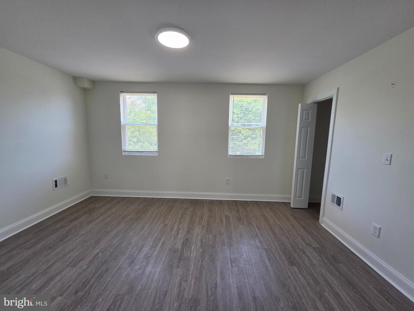 4911 Cordelia Avenue photo 7
