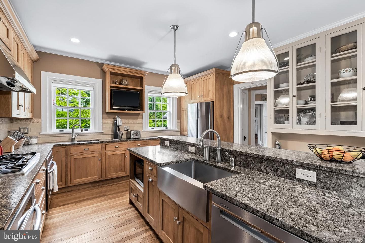 222 Longwood Road photo 24