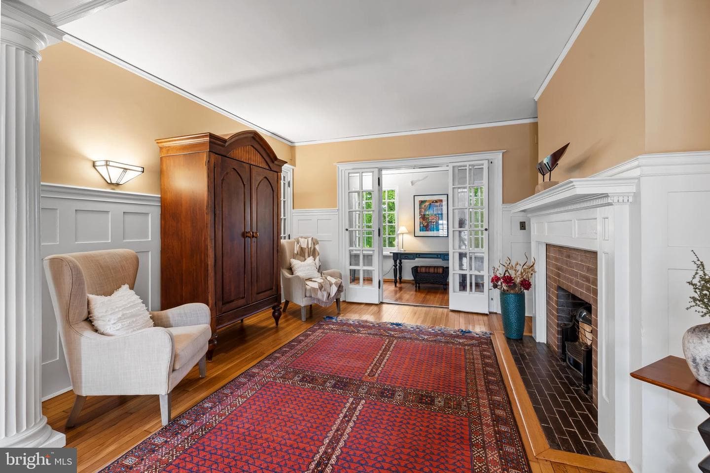 222 Longwood Road photo 8