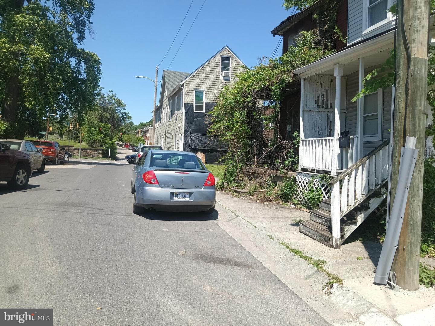 407 Font Hill Ave photo 9