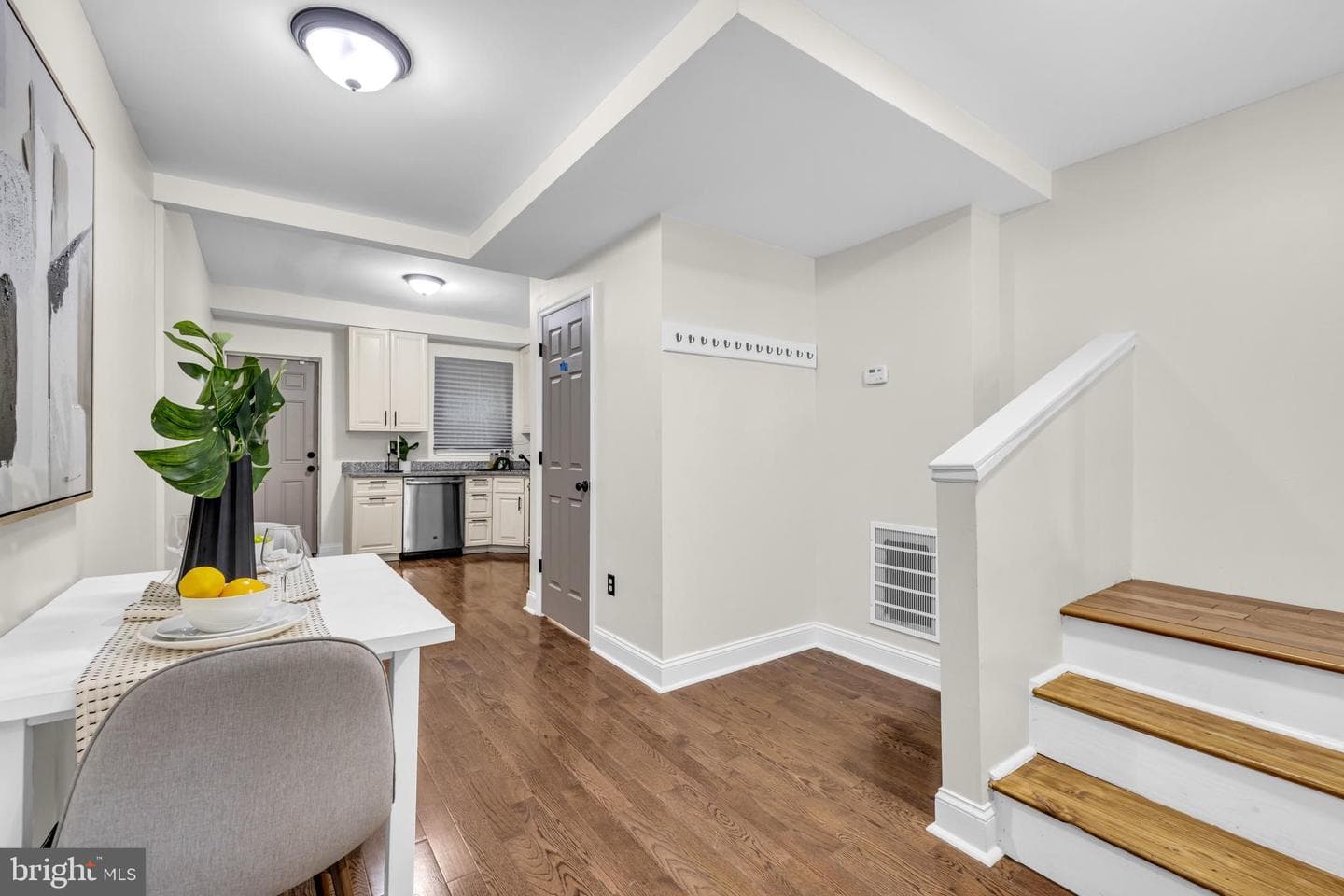 1172 Washington Boulevard photo 8