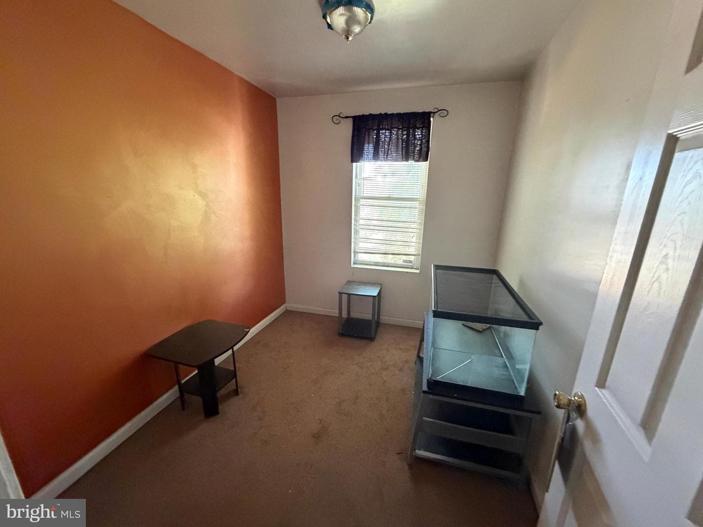 3716 W Garrison Avenue photo 6