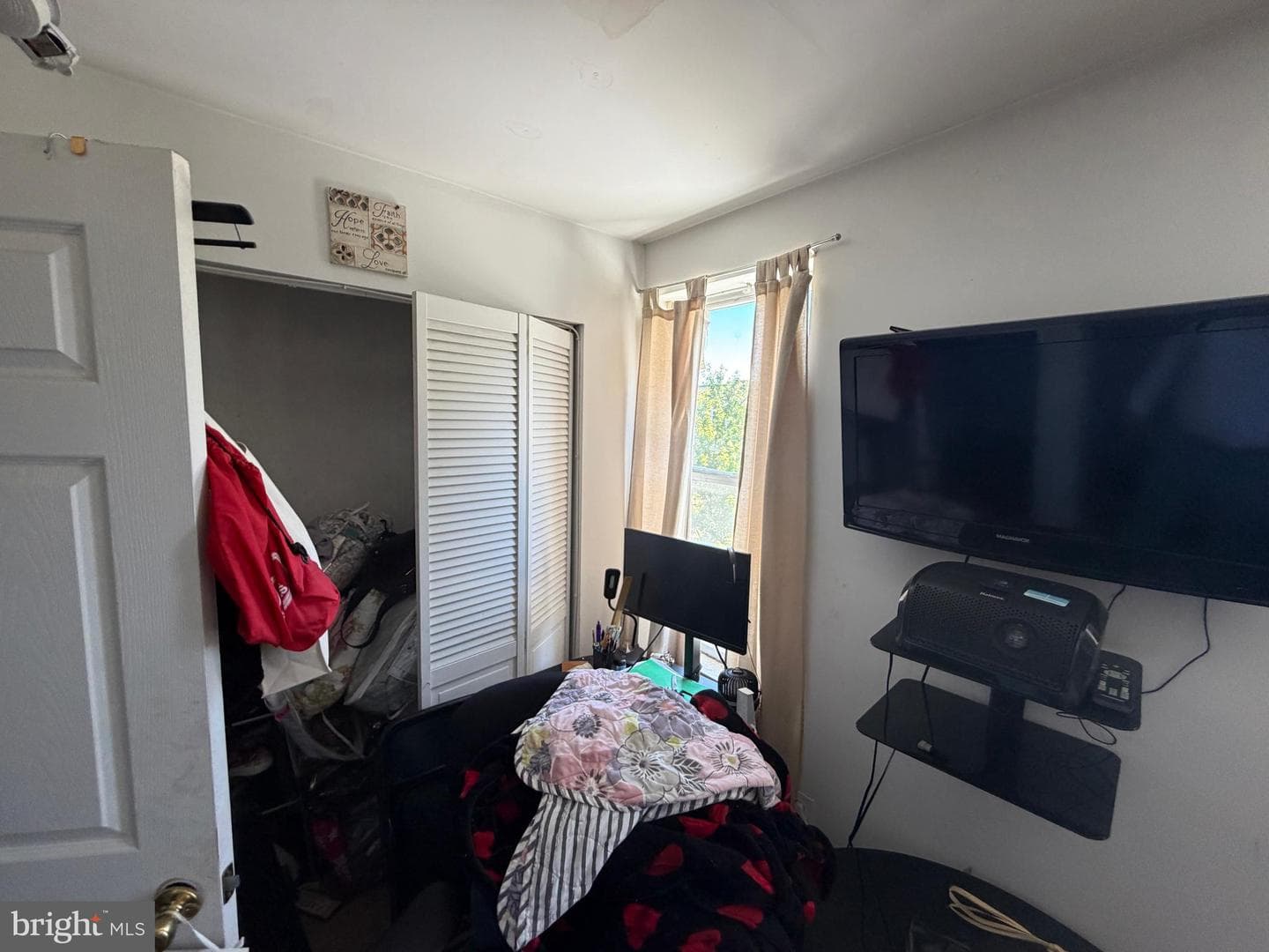 3716 W Garrison Avenue photo 8