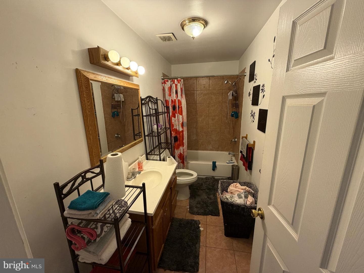 3716 W Garrison Avenue photo 9