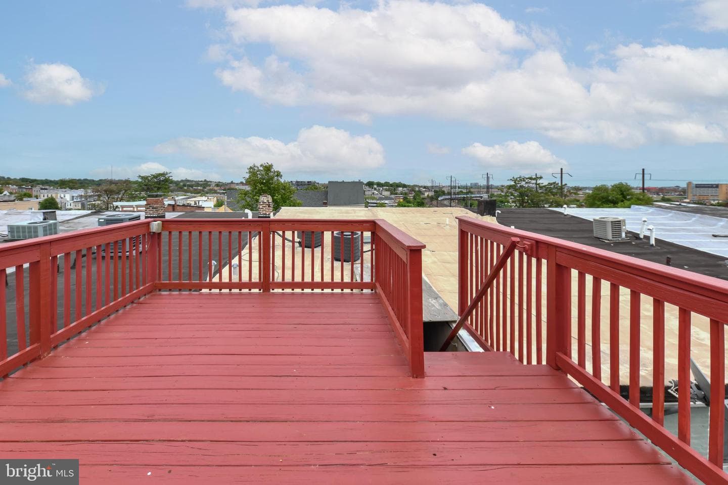 1436 N Bond Street photo 36