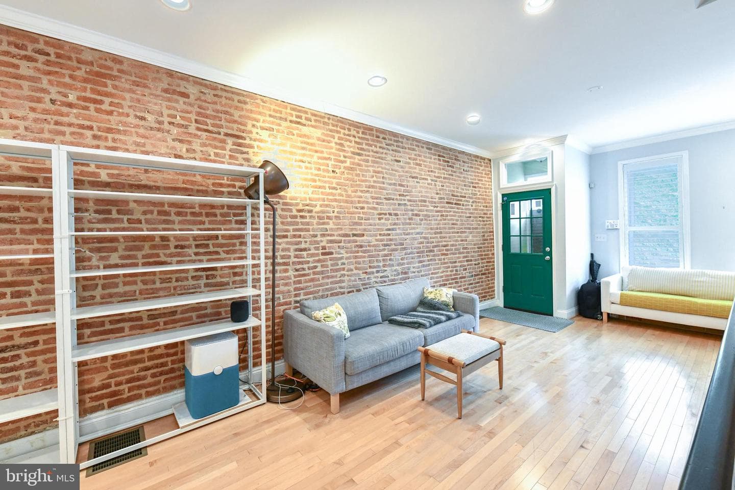 1436 N Bond Street photo 4