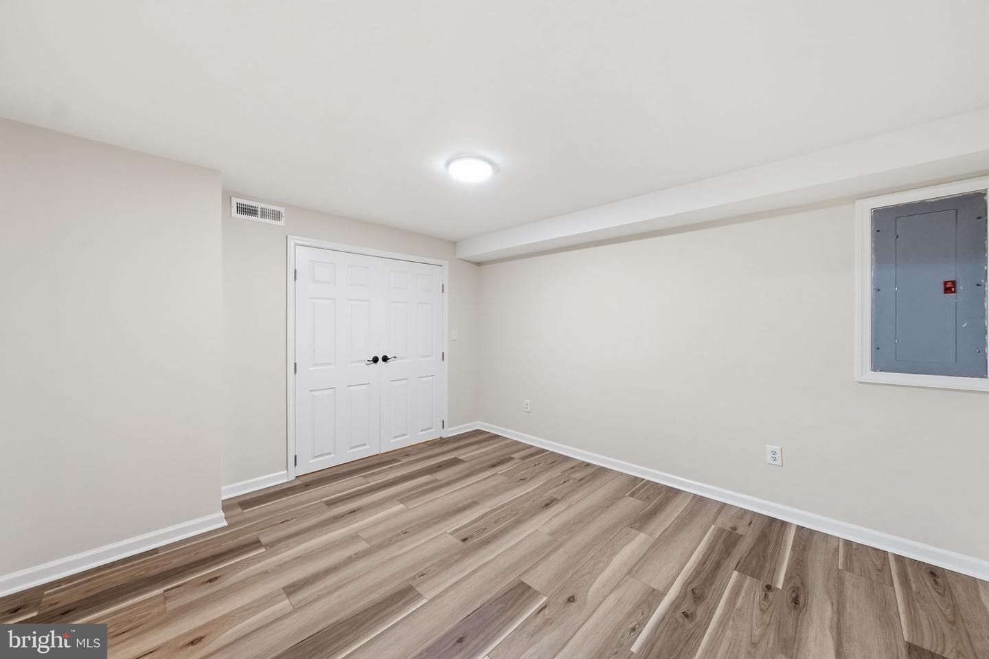 207 Roundhouse Court photo 18