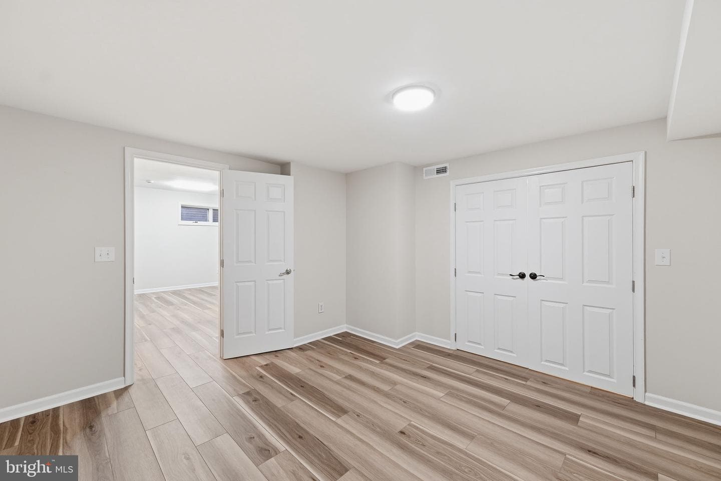 207 Roundhouse Court photo 19