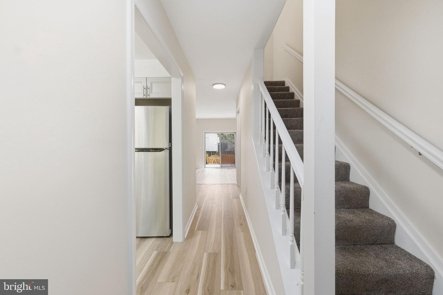207 Roundhouse Court photo 9
