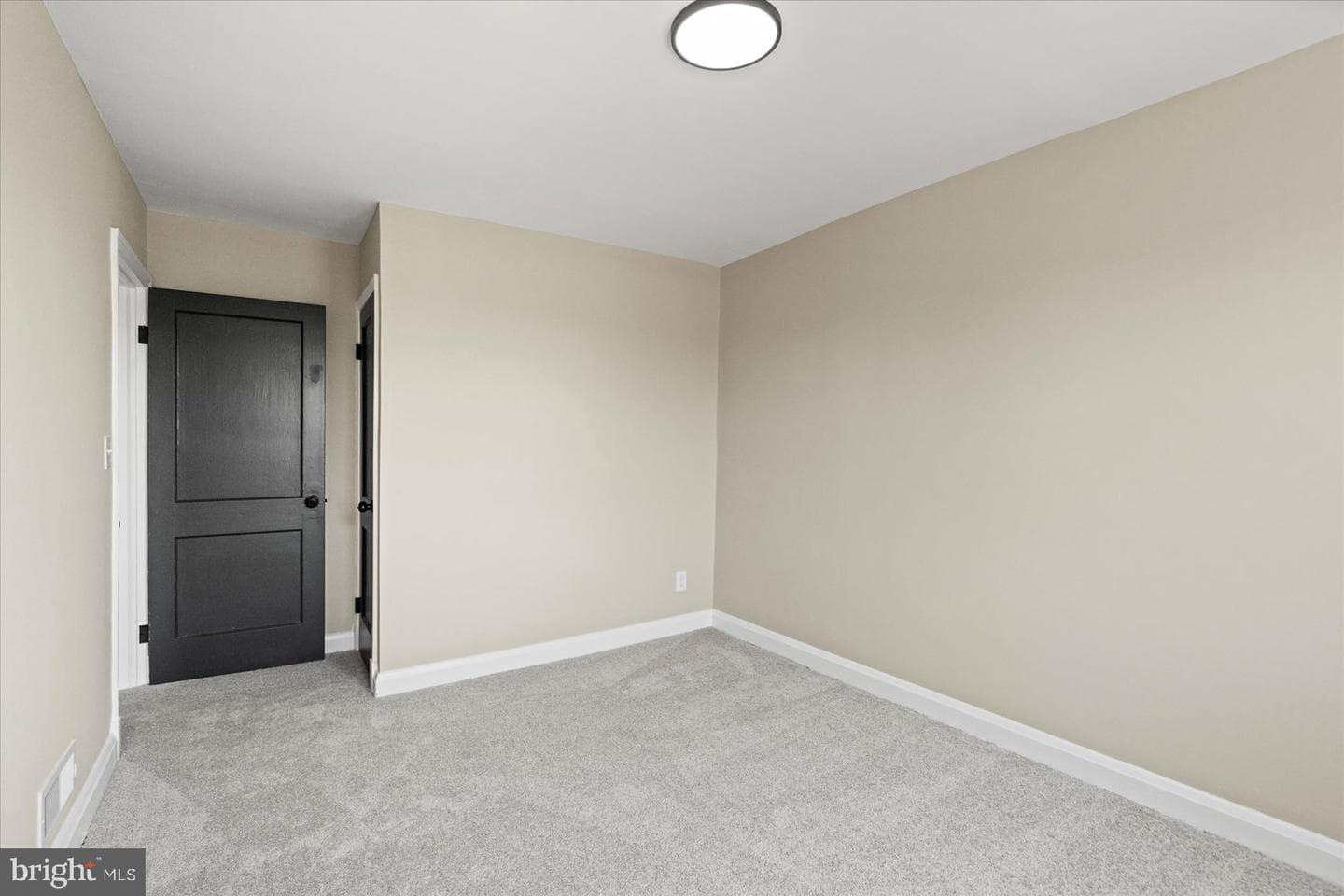 3567 Elmora Avenue photo 25