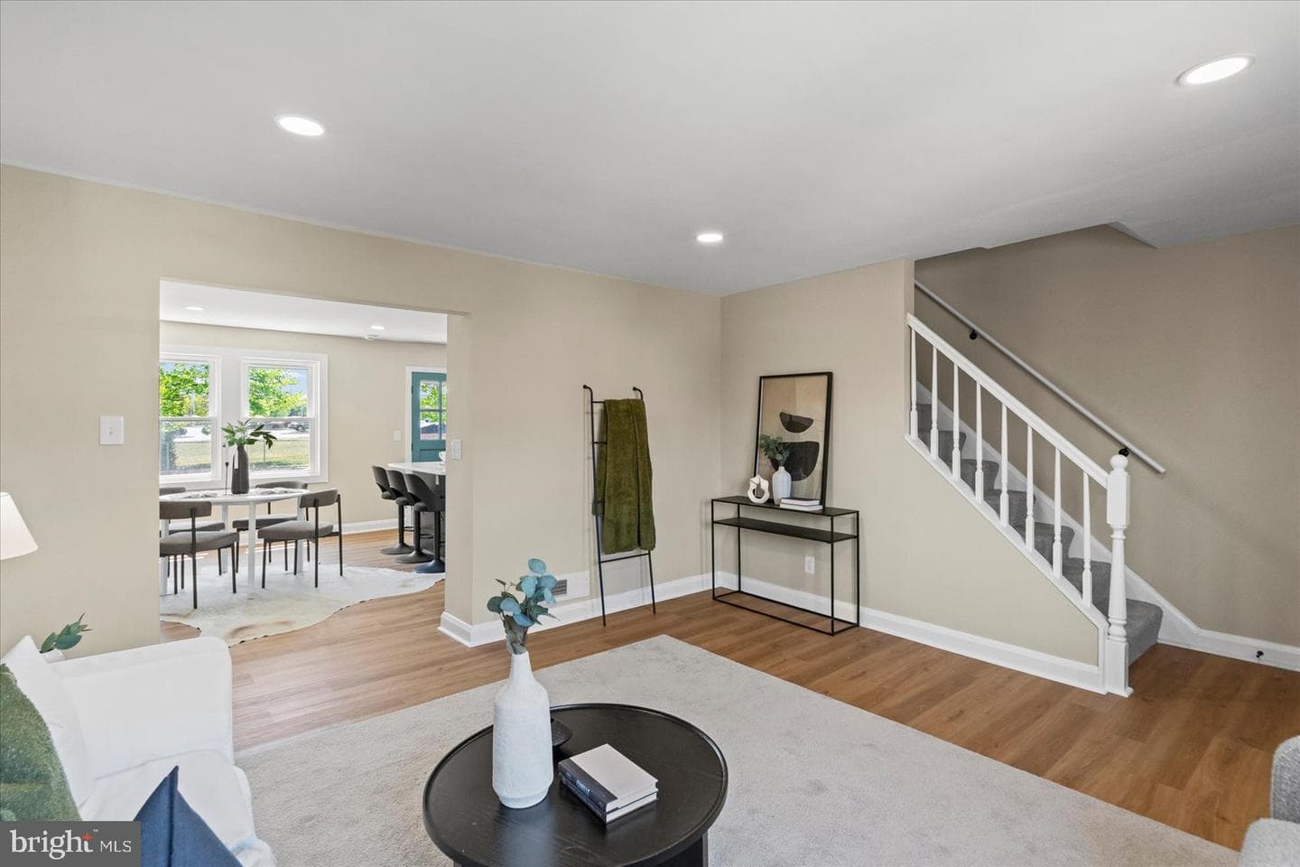 3567 Elmora Avenue photo 4