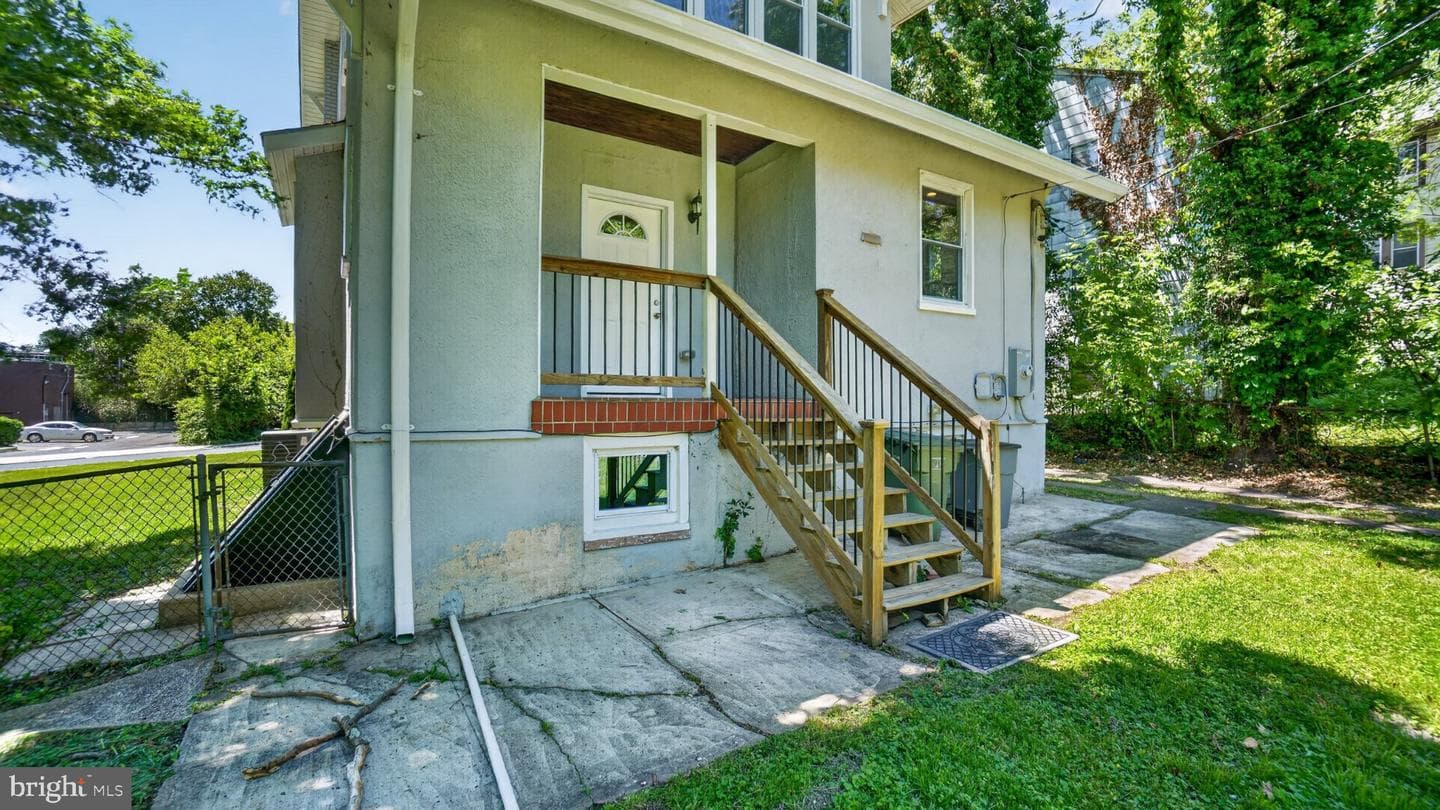 2920 Bayonne Avenue photo 9