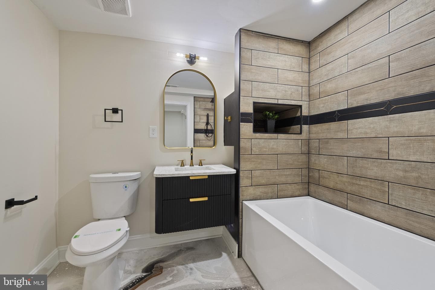 318 N Stricker Street photo 60