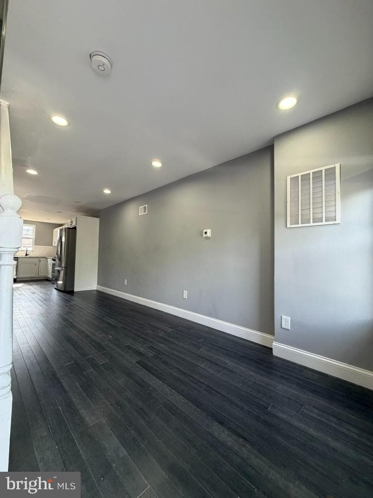 1607 Race Street photo 3