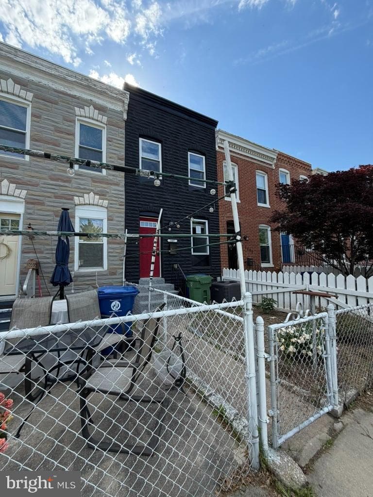 1607 Race Street photo 36