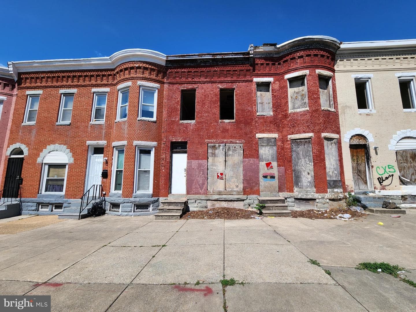 1632 N Fulton Avenue photo 1