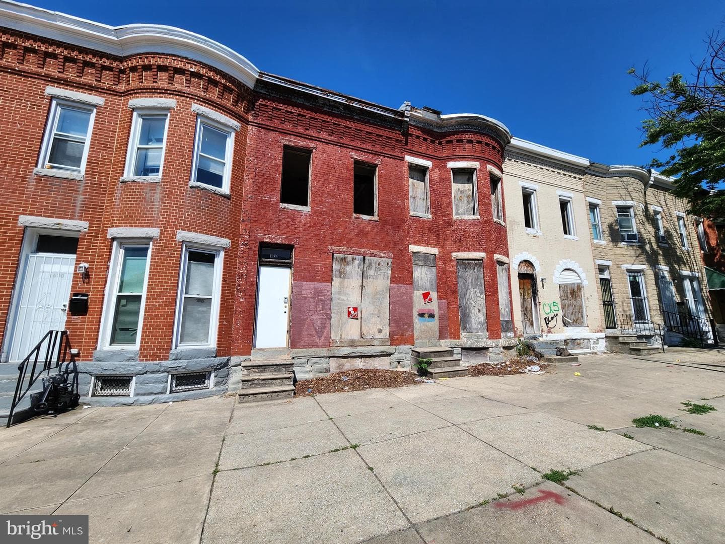 1632 N Fulton Avenue photo 3