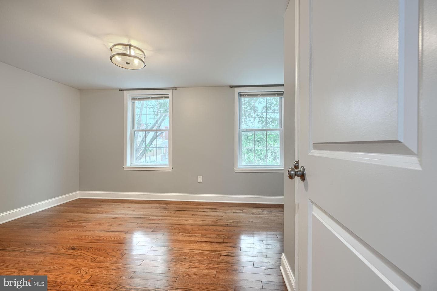 3540 Roland Avenue photo 26