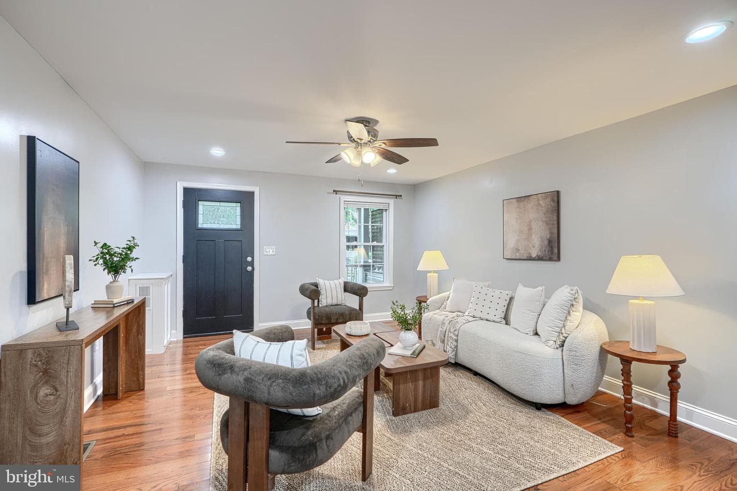 3540 Roland Avenue photo 8