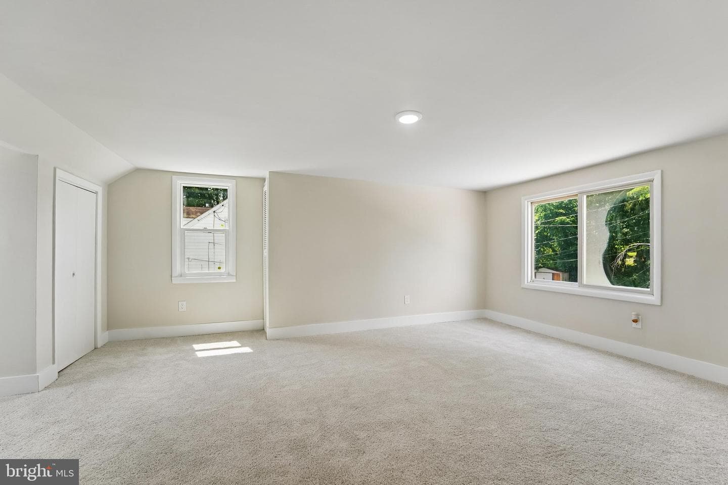 5404 Radecke Avenue photo 20