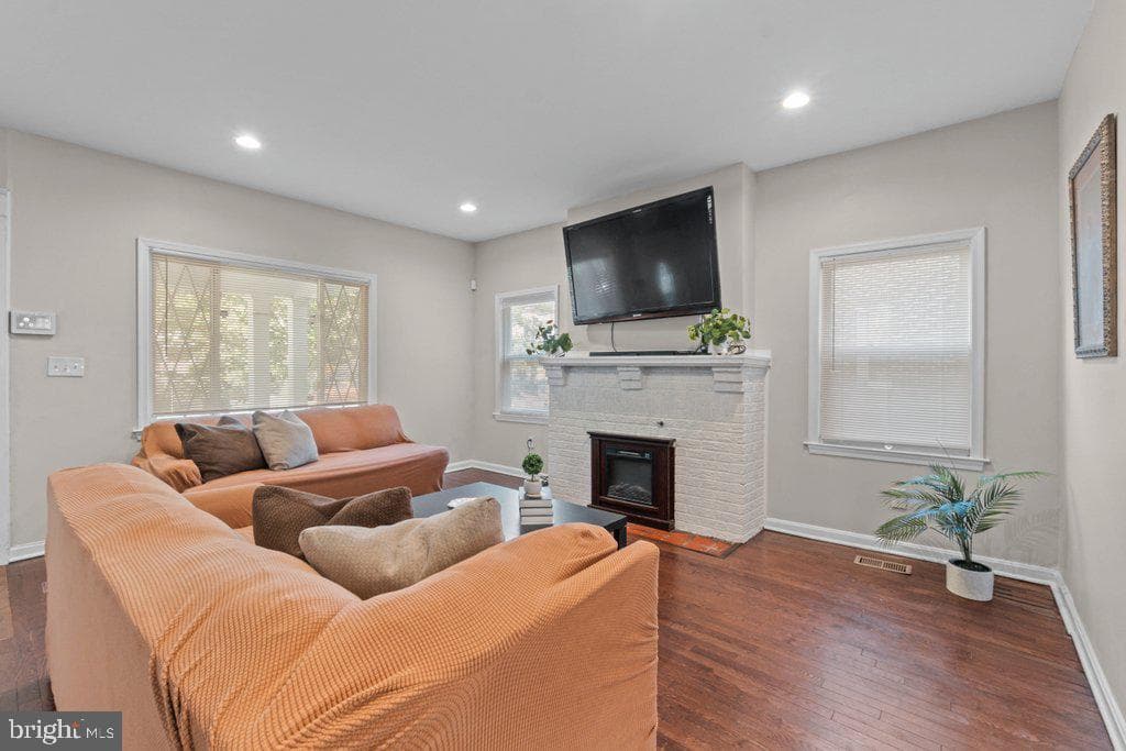 618 Wicklow Road photo 7