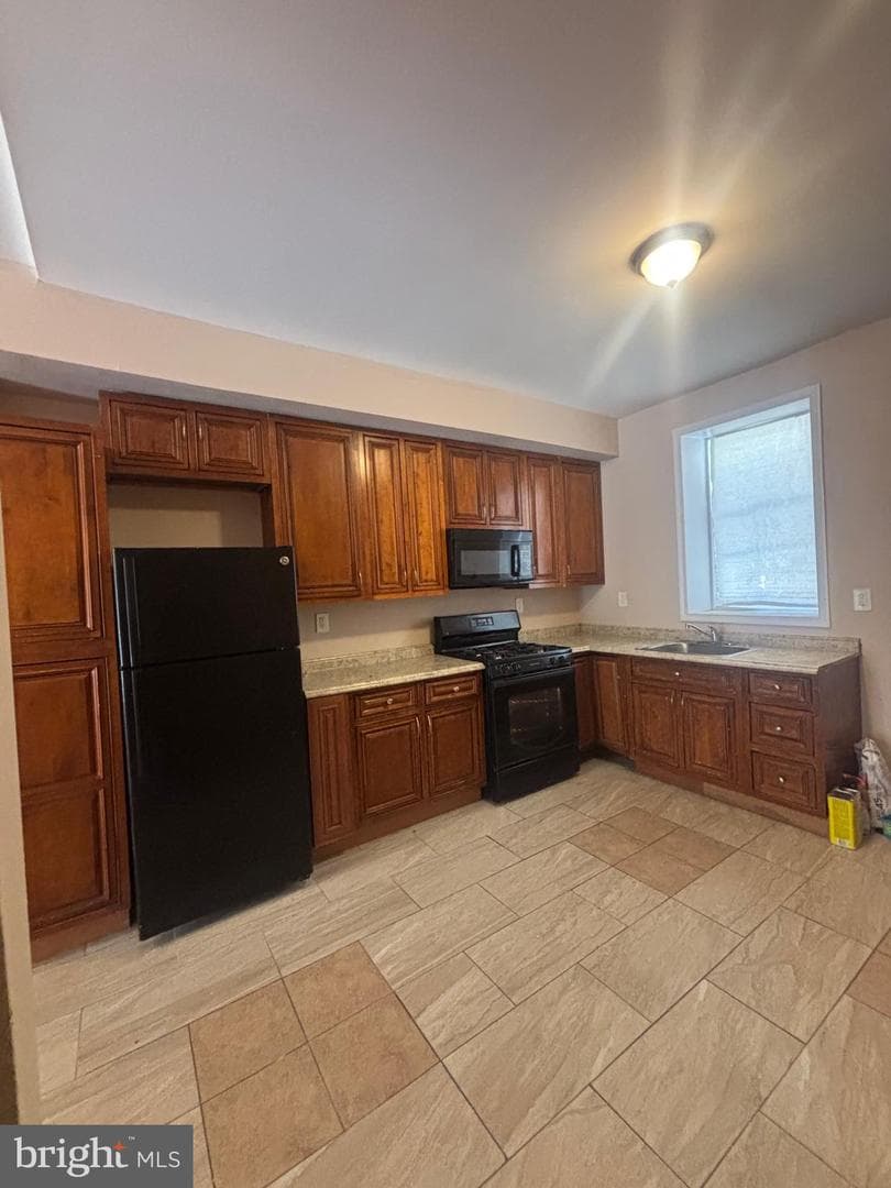 2328 E Madison Street, Baltimore
