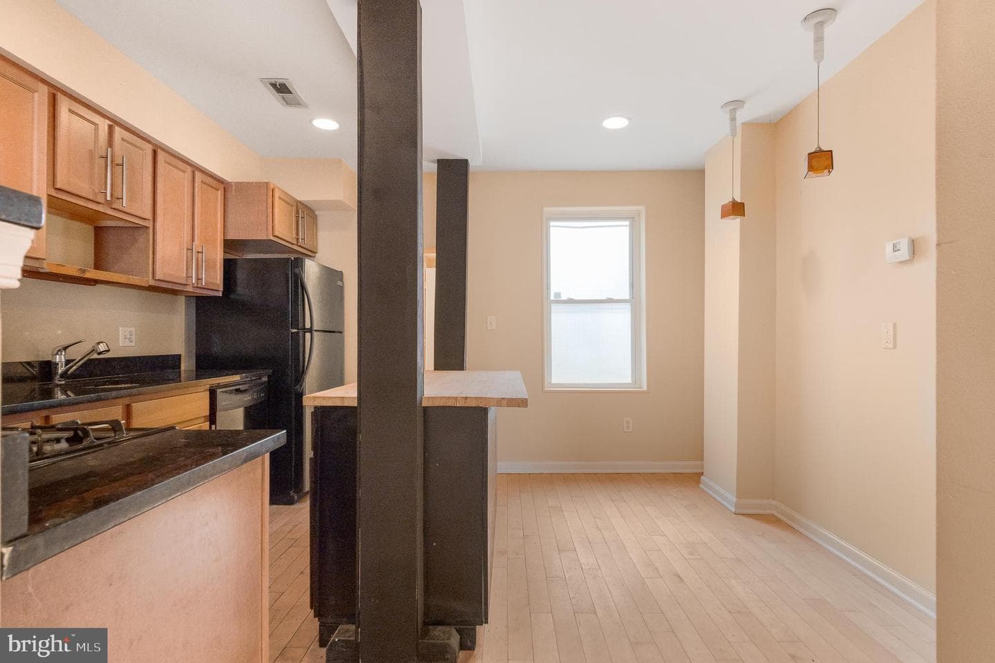1123 W Lombard Street photo 12