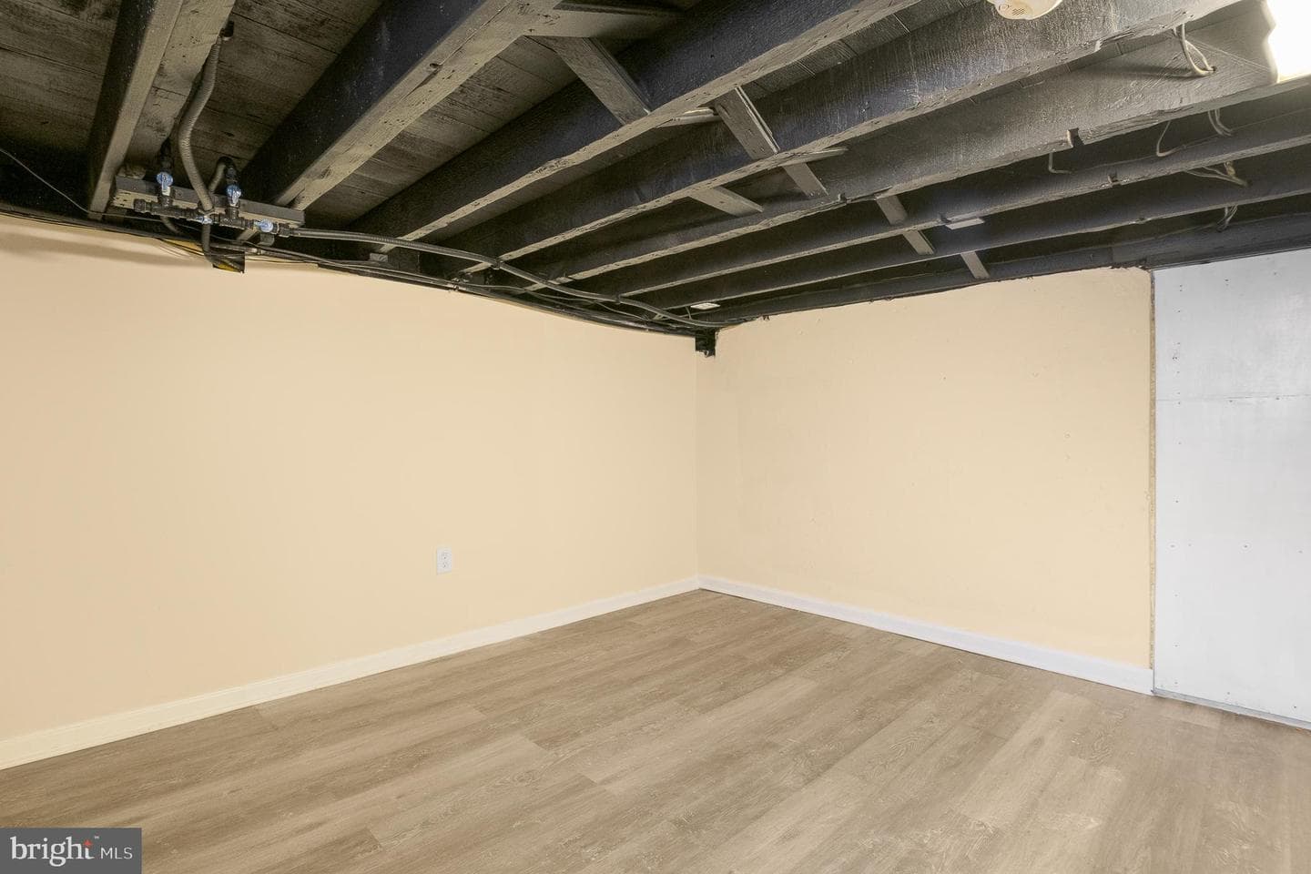 1123 W Lombard Street photo 37