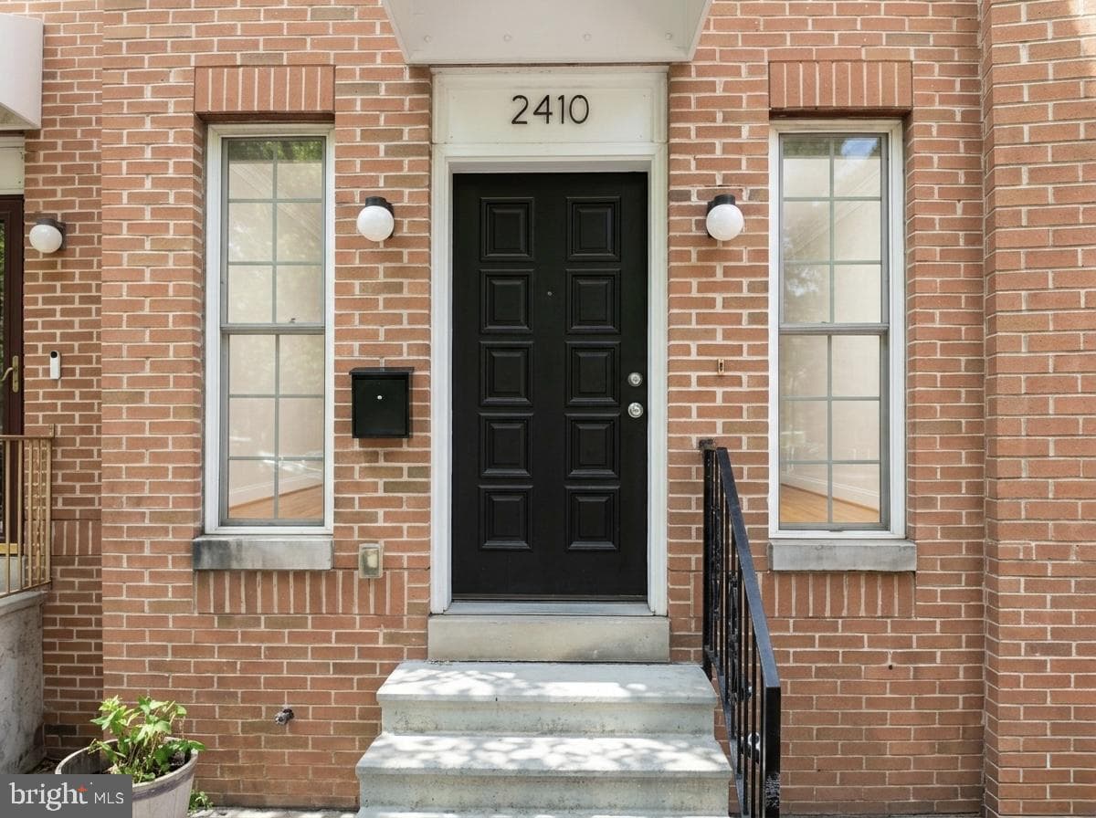 2410 E Fayette Street, Baltimore