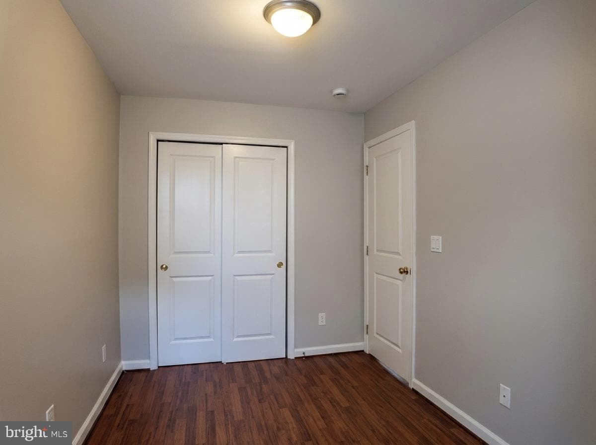 2410 E Fayette Street photo 16
