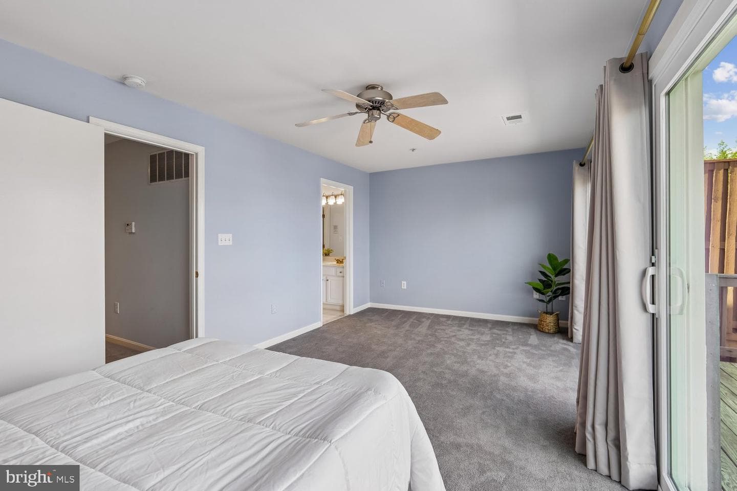 1003 Covington Street photo 42