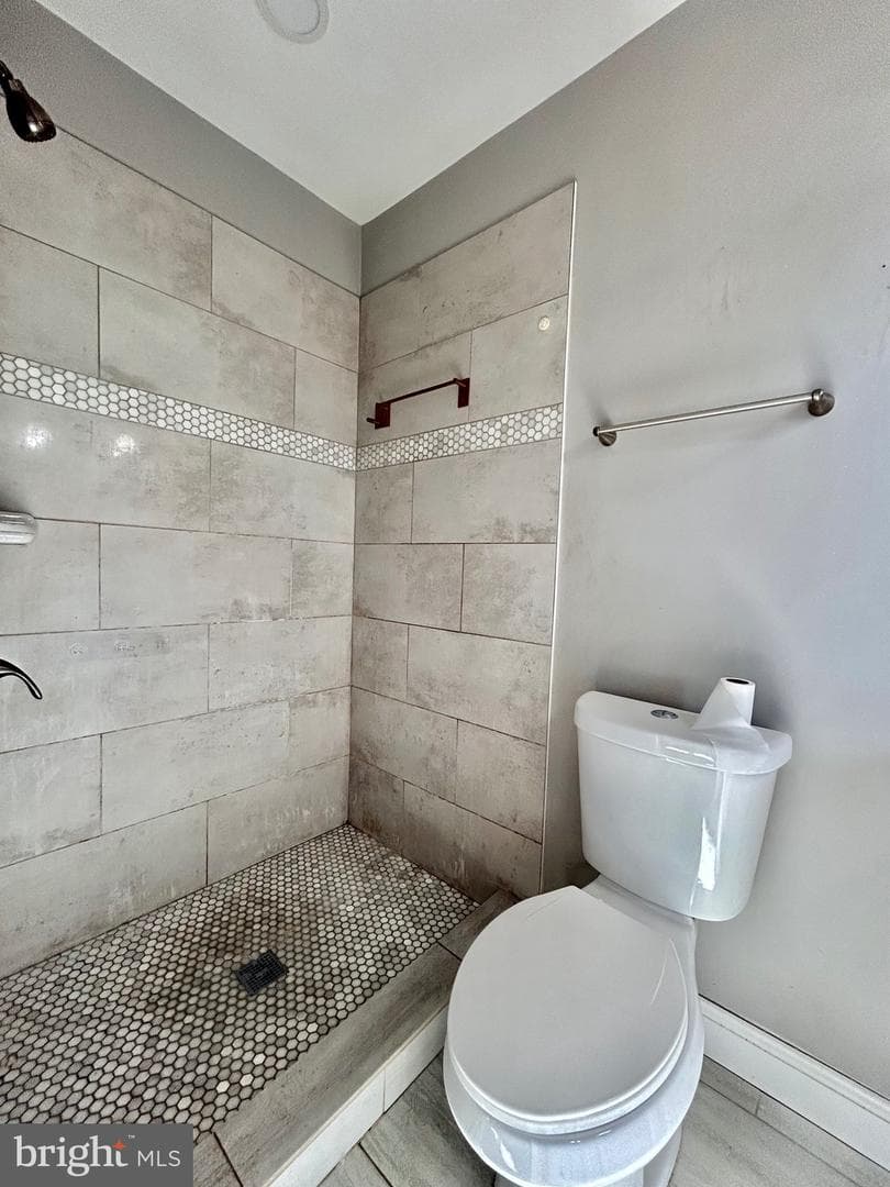 4207 Arizona Avenue photo 21