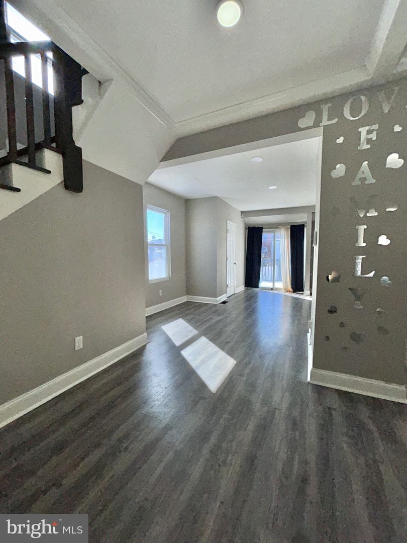 4207 Arizona Avenue photo 4