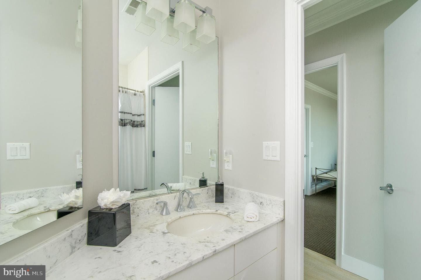 100 Harborview Drive #1610 photo 27