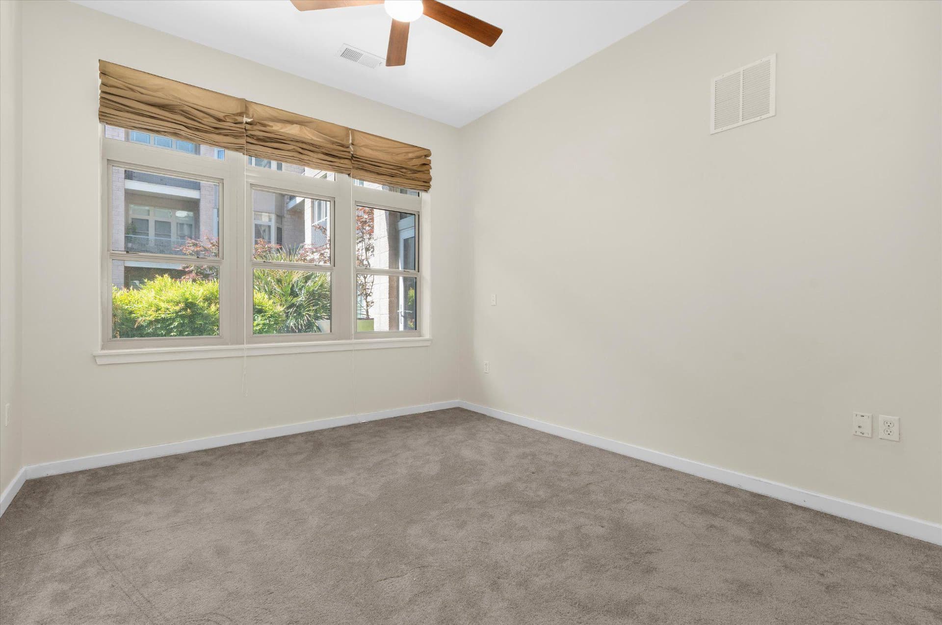 1209 N Charles Street #114 photo 18