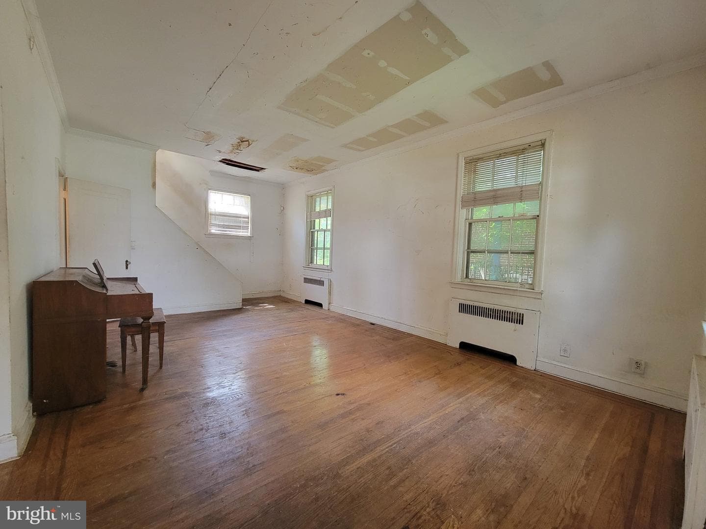 3309 Pinkney Road photo 5