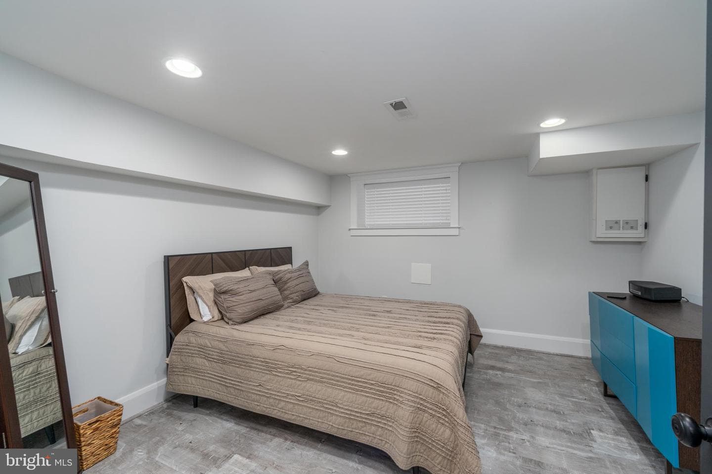 606 S Eaton Street photo 19