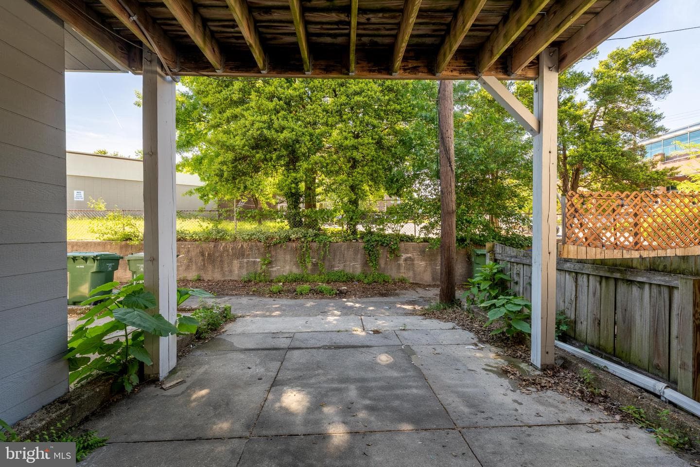 606 S Eaton Street photo 23